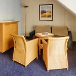 Hotel Strandhotel Seestern 3*