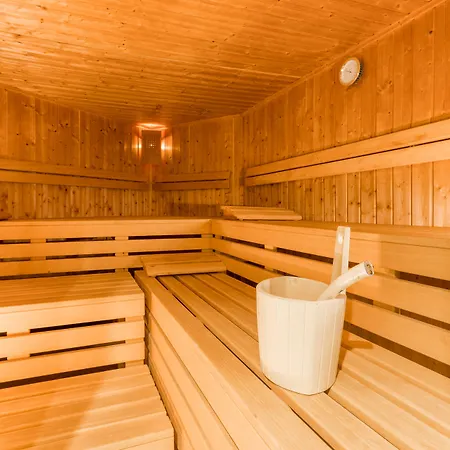 فندق Strandhotel Seestern 3*