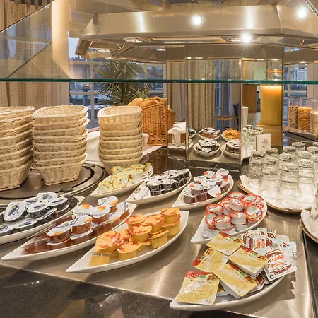 Strandhotel Seestern فندق 3*