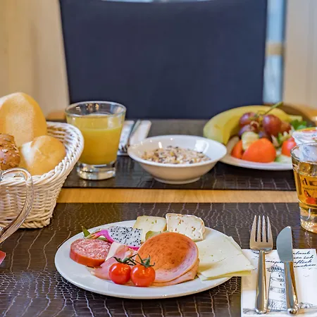 Strandhotel Seestern 3*